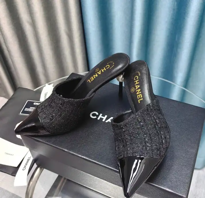 hype Chanel High Heels