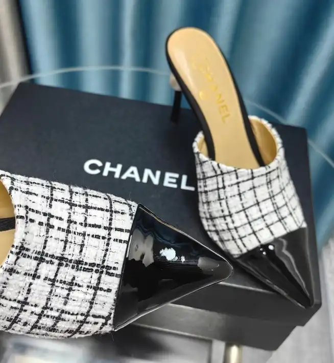 hype Chanel High Heels