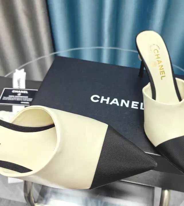 hype Chanel High Heels