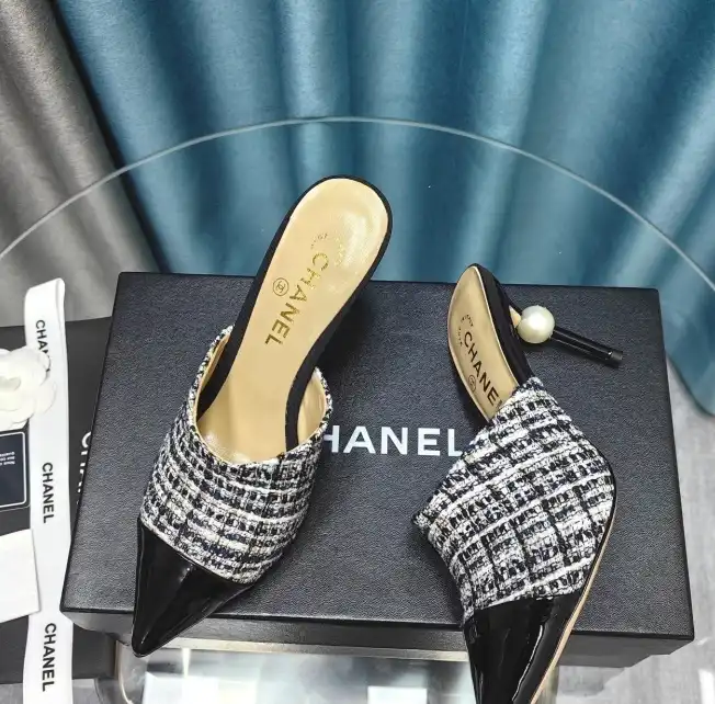 hype Chanel High Heels