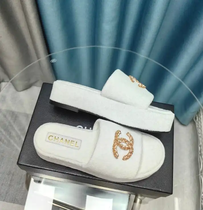 hype Chanel Slippers