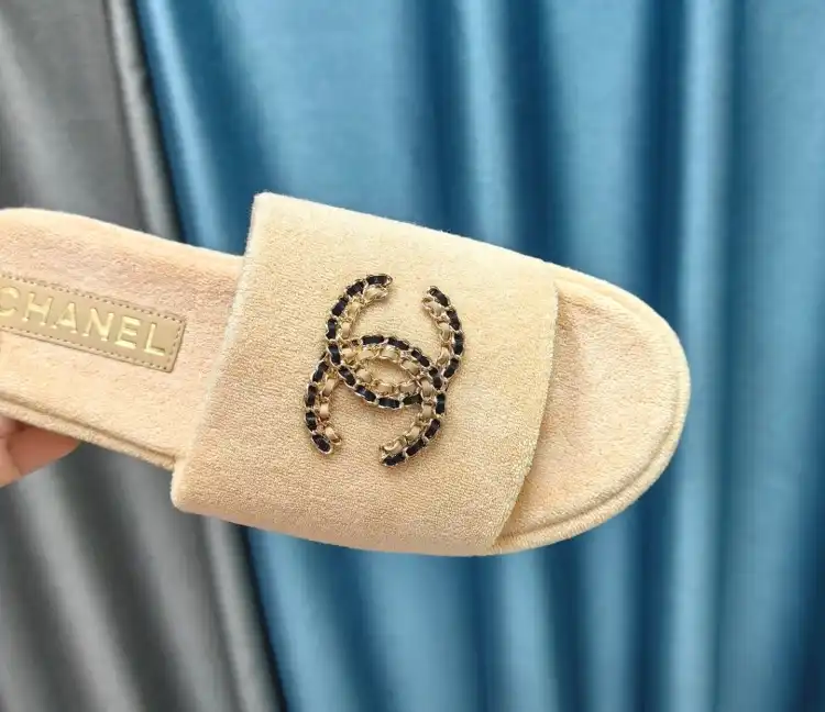 hype Chanel Slippers