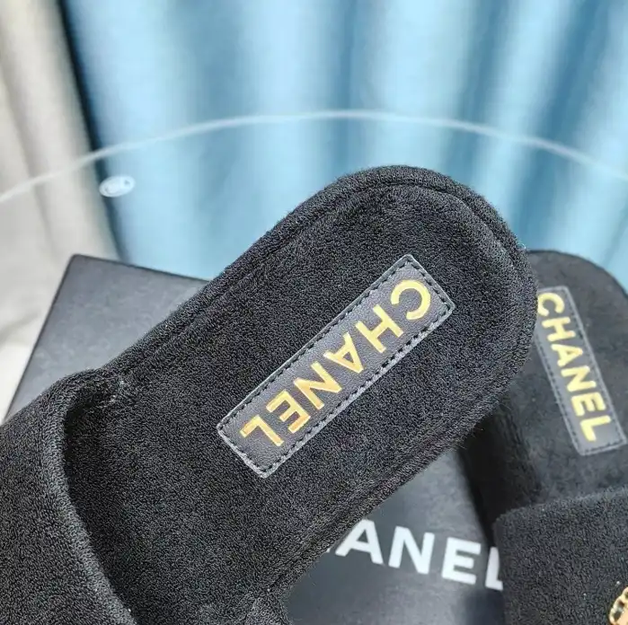 hype Chanel Slippers