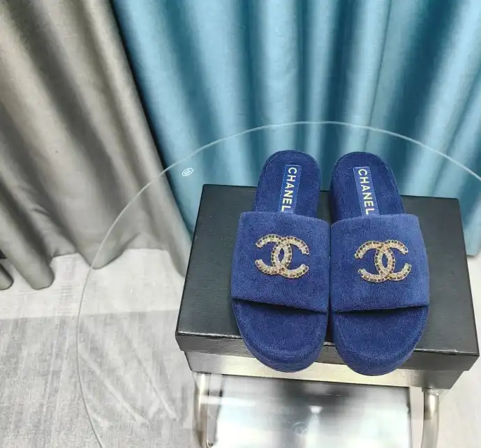 hype Chanel Slippers