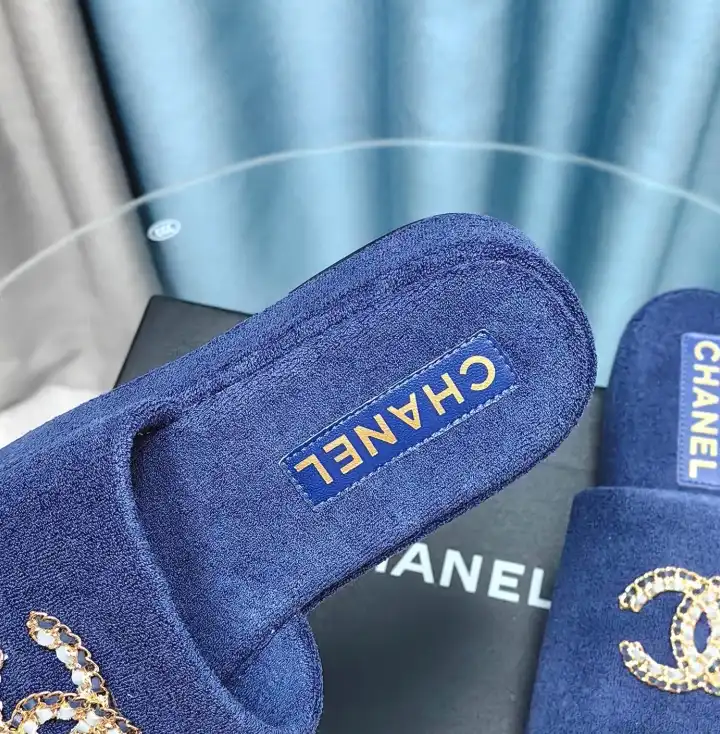 hype Chanel Slippers