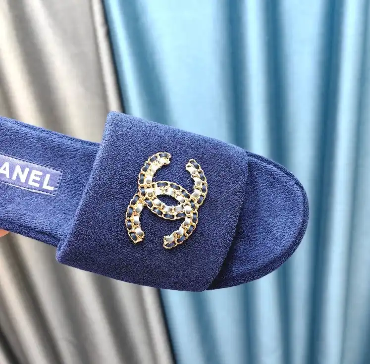 hype Chanel Slippers