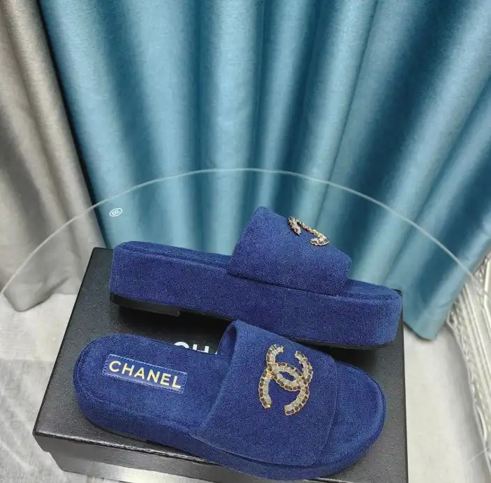 hype Chanel Slippers