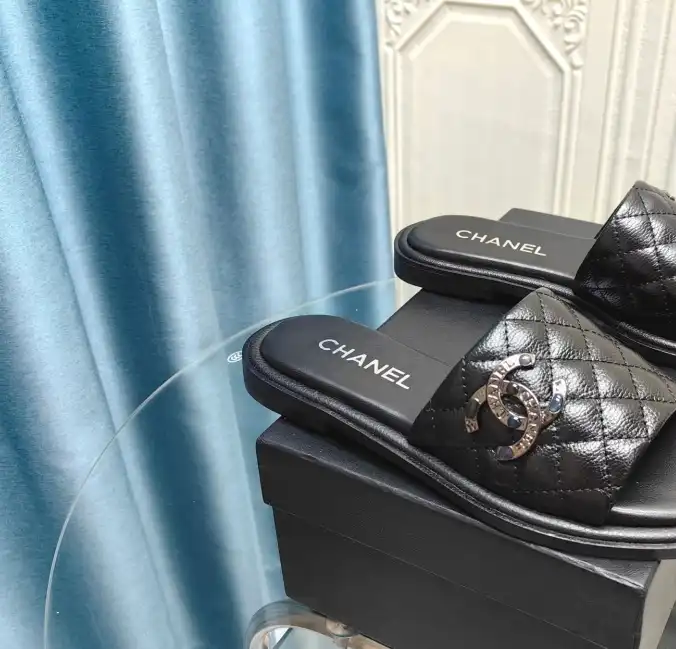 hype Chanel Slippers