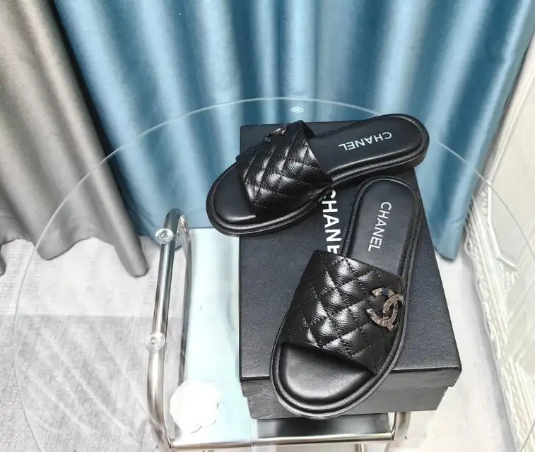 hype Chanel Slippers