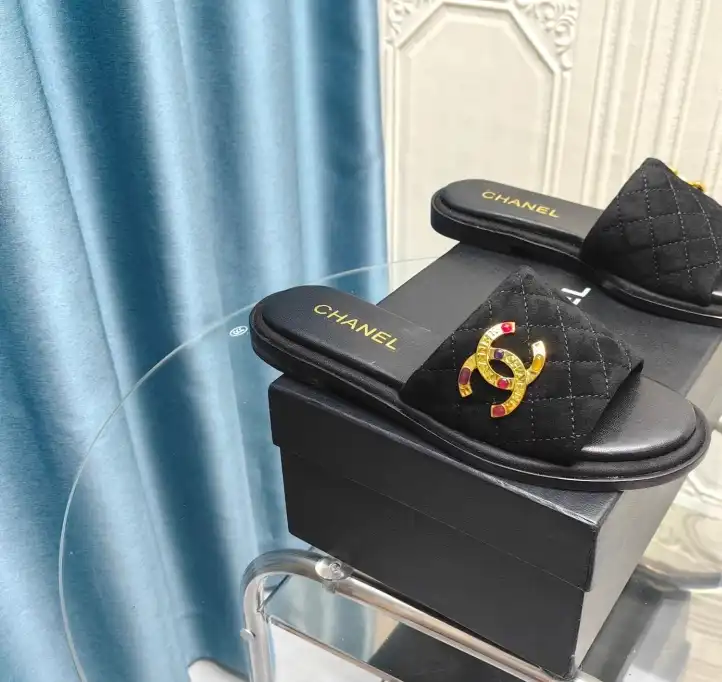 hype Chanel Slippers