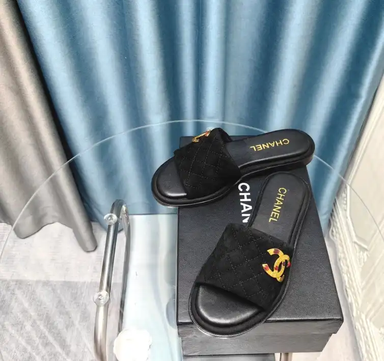 hype Chanel Slippers