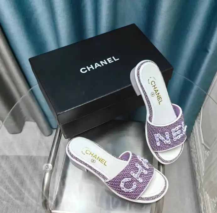 hype Chanel Slippers