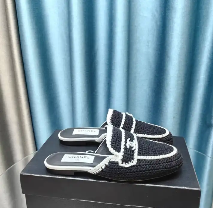 hype Chanel Slippers