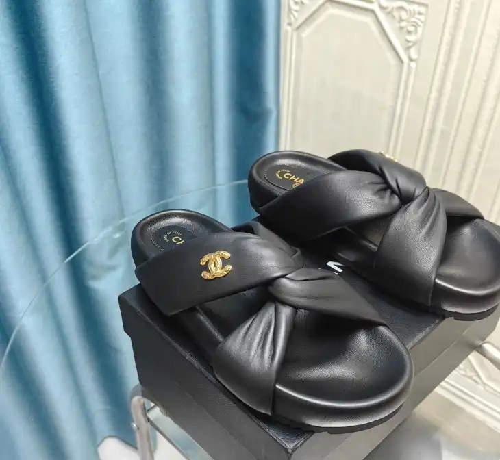 hype Chanel Slippers