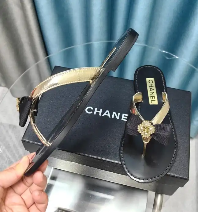 hype Chanel Slippers