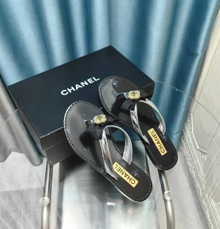 hype Chanel Slippers