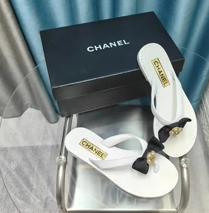 hype Chanel Slippers