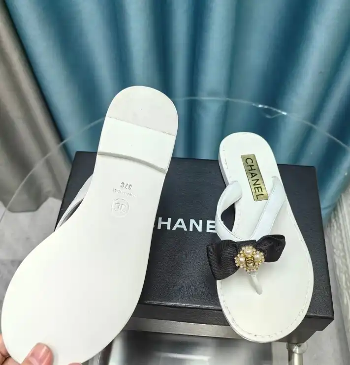 hype Chanel Slippers