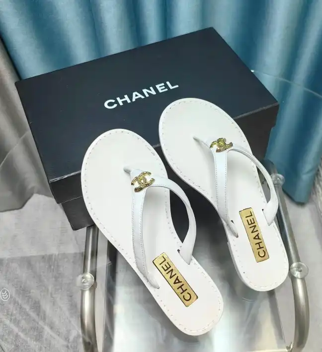 hype Chanel Slippers