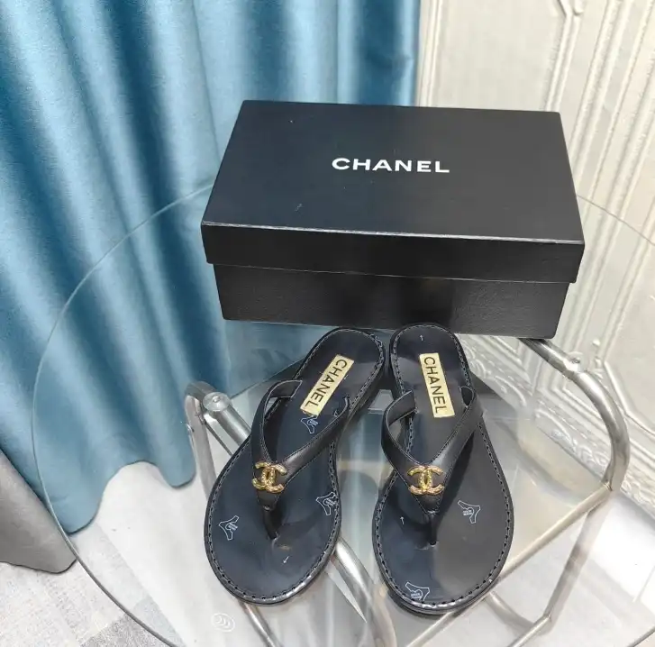 hype Chanel Slippers