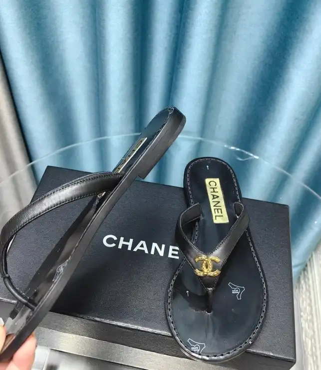 hype Chanel Slippers