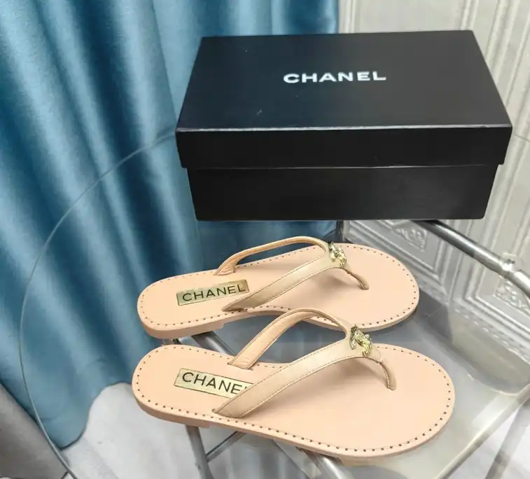 hype Chanel Slippers