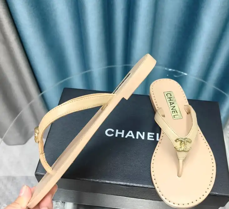 hype Chanel Slippers