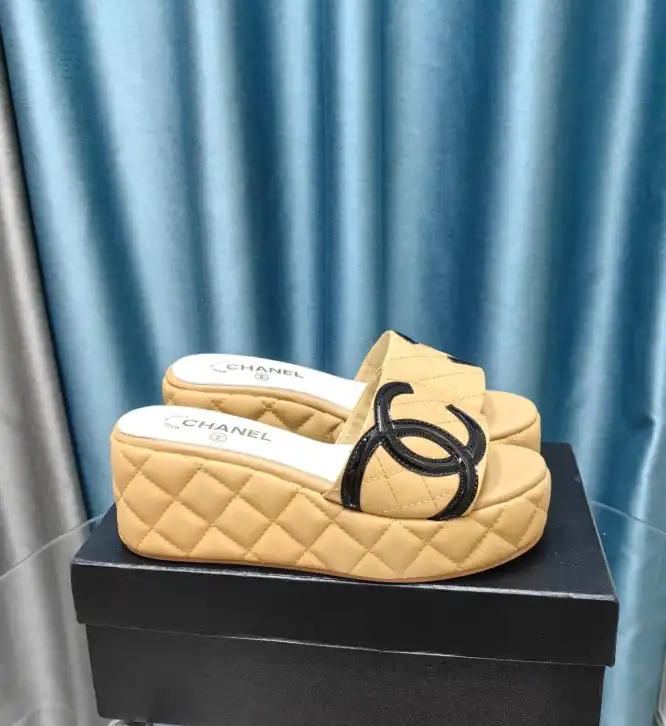 hype Chanel Slippers