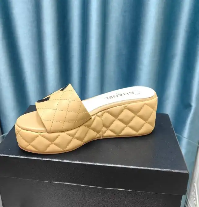 hype Chanel Slippers