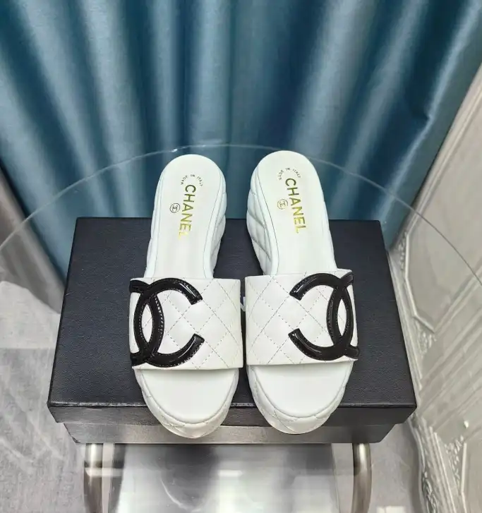 hype Chanel Slippers