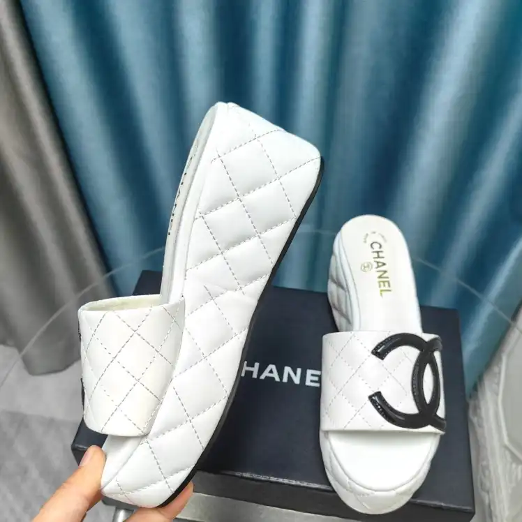 hype Chanel Slippers