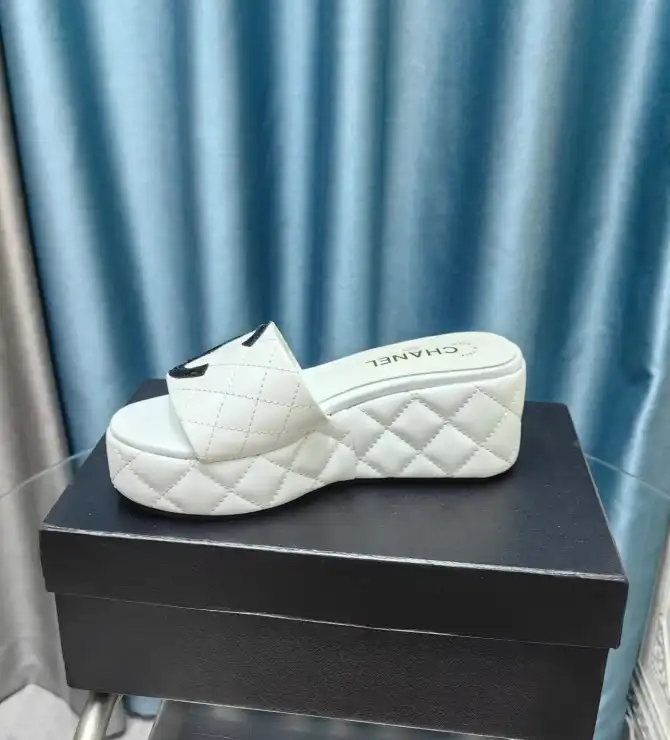 hype Chanel Slippers