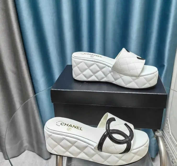 hype Chanel Slippers