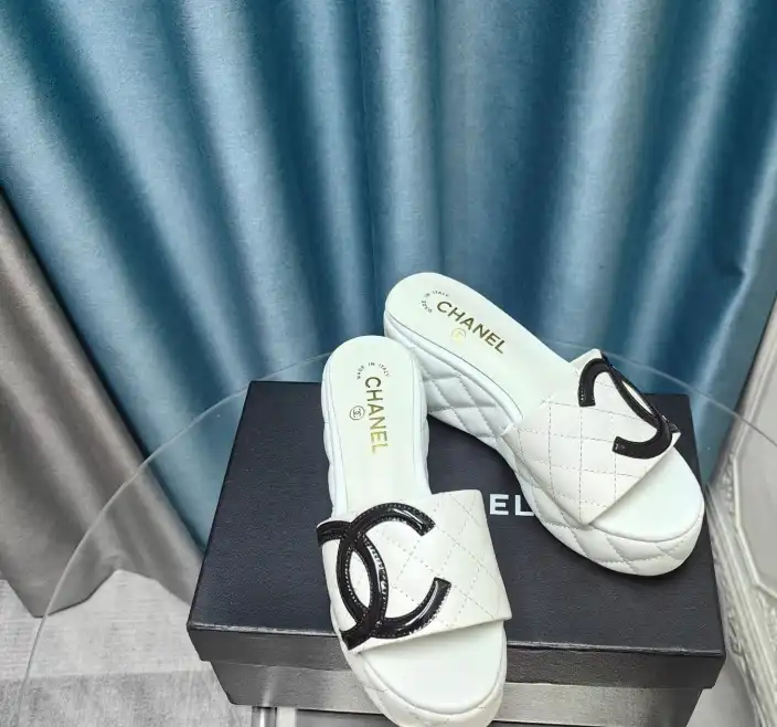 hype Chanel Slippers