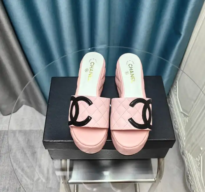 hype Chanel Slippers