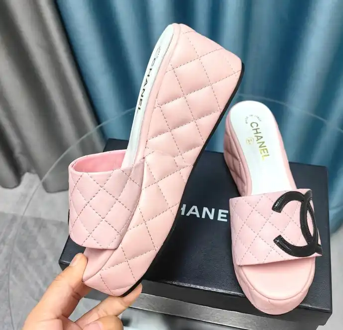 hype Chanel Slippers