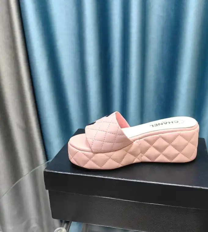 hype Chanel Slippers