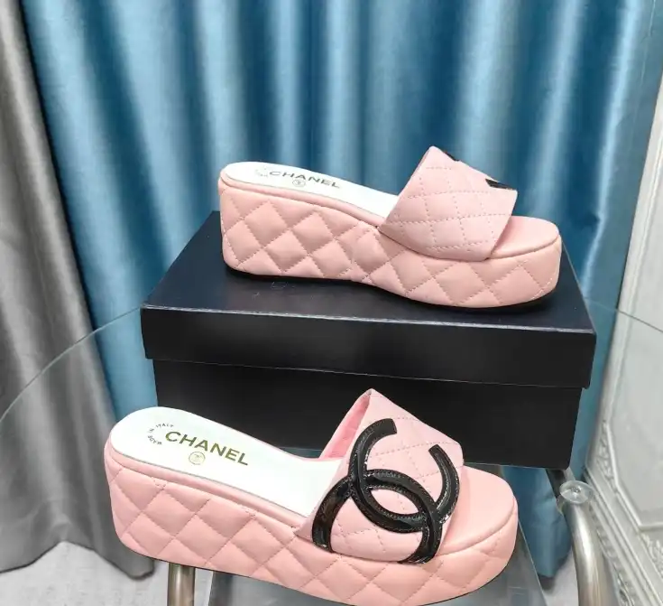 hype Chanel Slippers