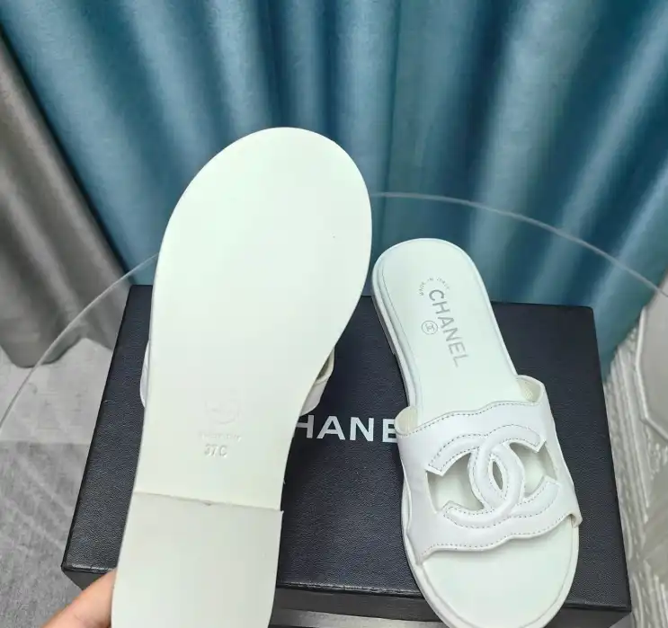 hype Chanel Slippers