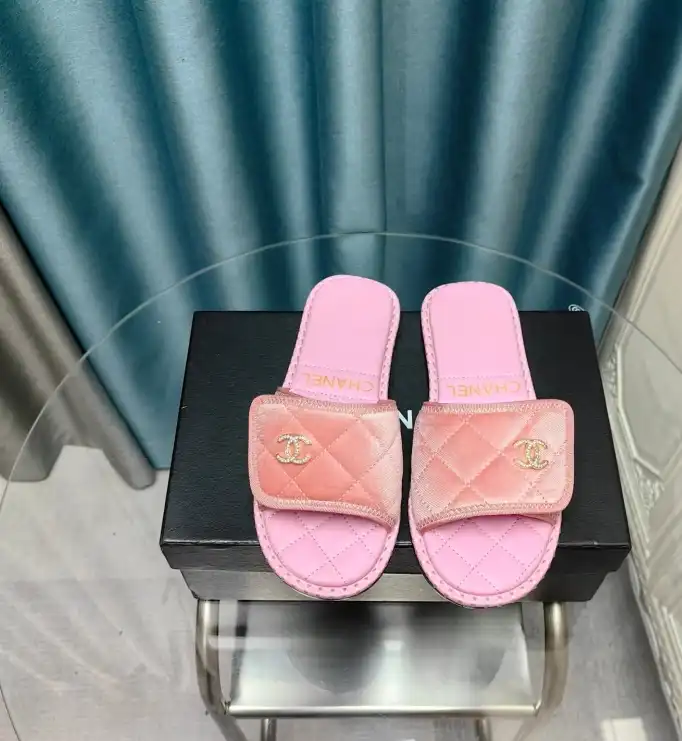 hype Chanel Slippers