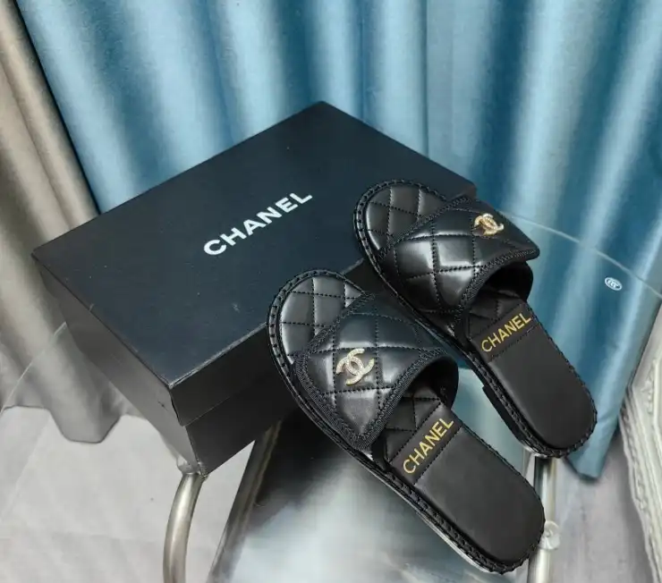 hype Chanel Slippers