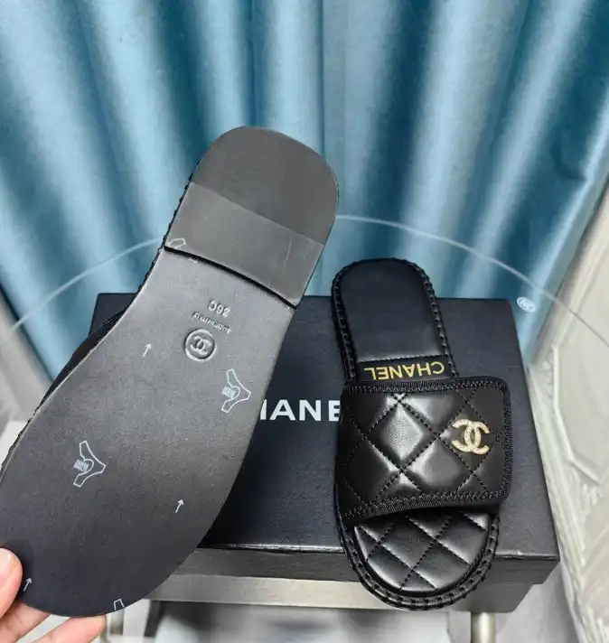 hype Chanel Slippers