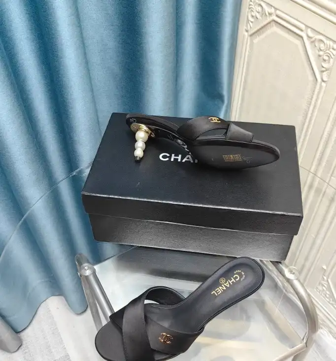 hype Chanel Slippers