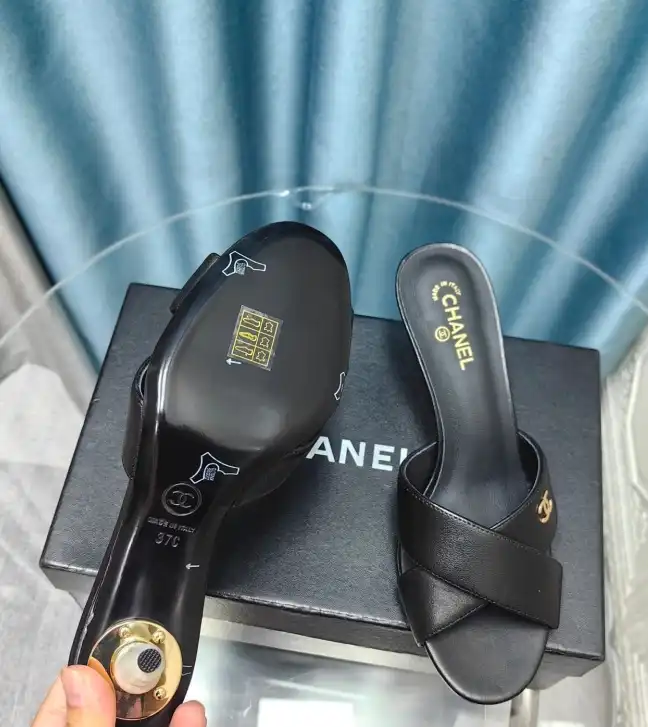 hype Chanel Slippers