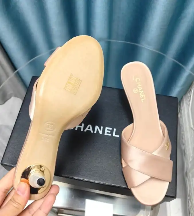 hype Chanel Slippers