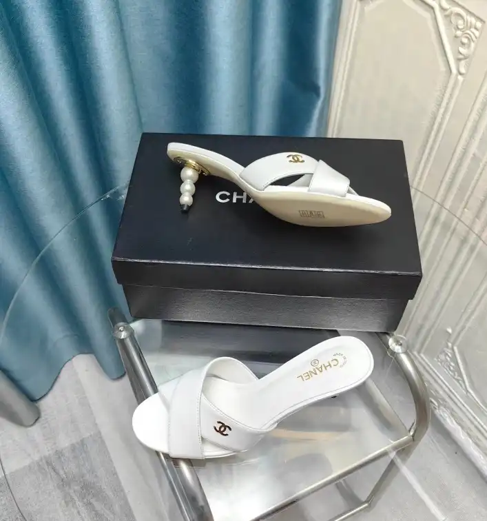 hype Chanel Slippers