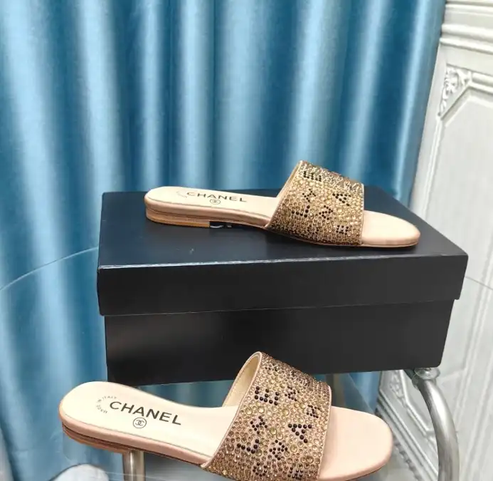 hype Chanel Slippers