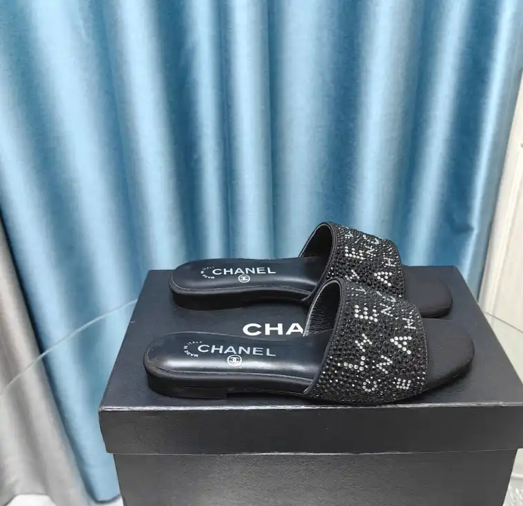 hype Chanel Slippers