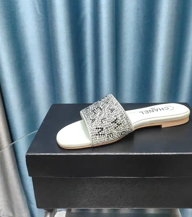 hype Chanel Slippers