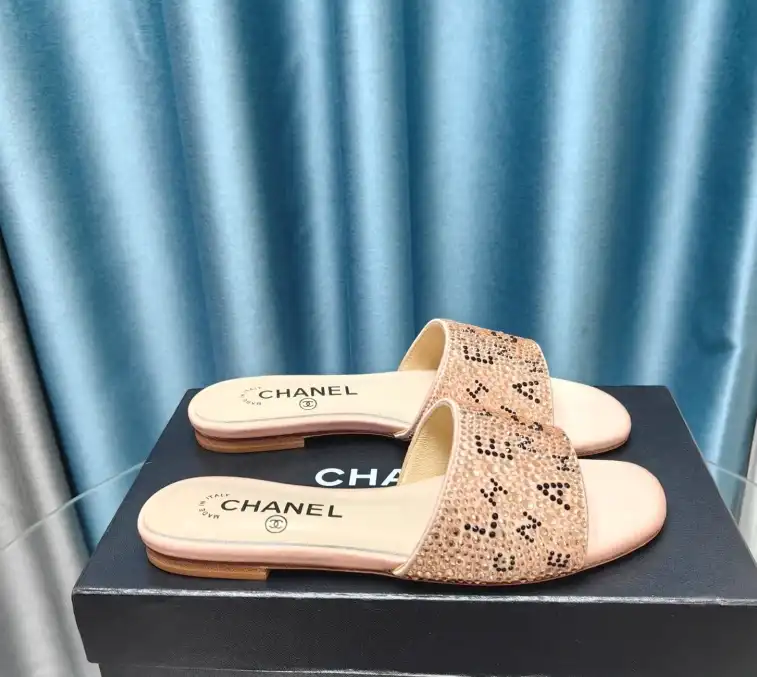 hype Chanel Slippers